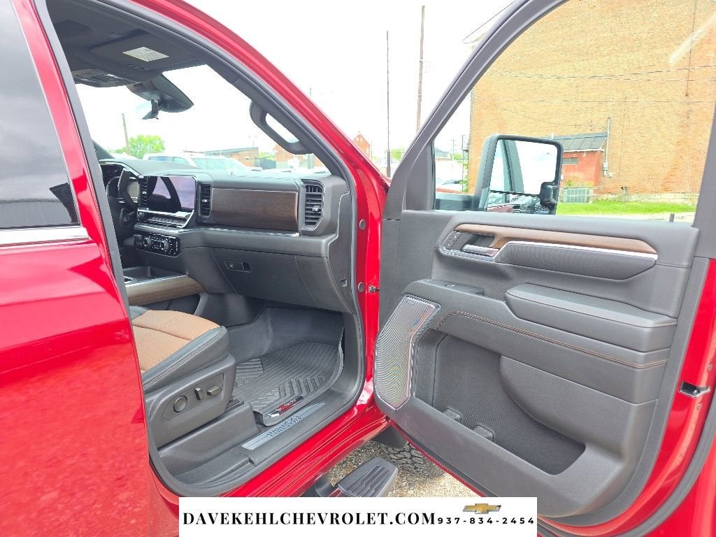 2024 Chevrolet Silverado 3500 HD High Country