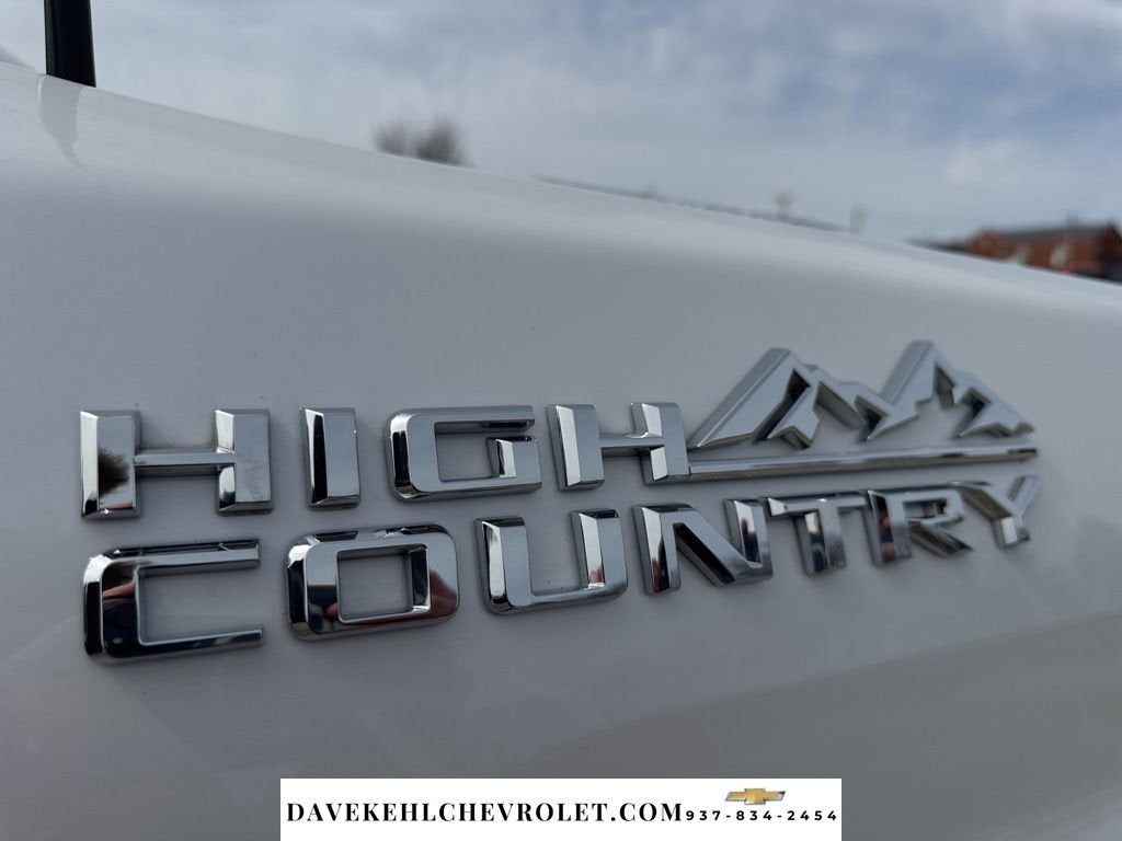 2022 Chevrolet Silverado 3500 HD High Country DRW