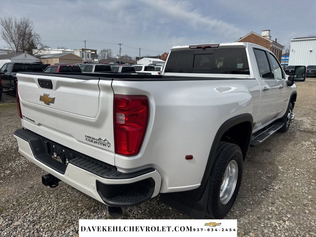 2022 Chevrolet Silverado 3500 HD High Country DRW