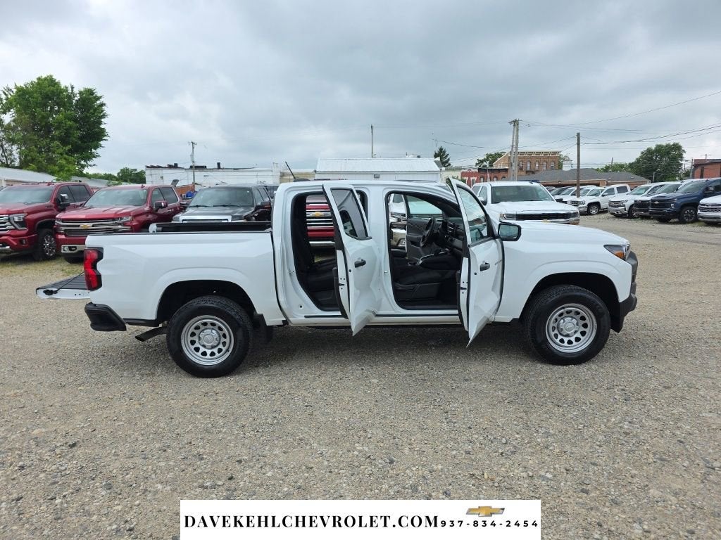 2024 Chevrolet Colorado WT