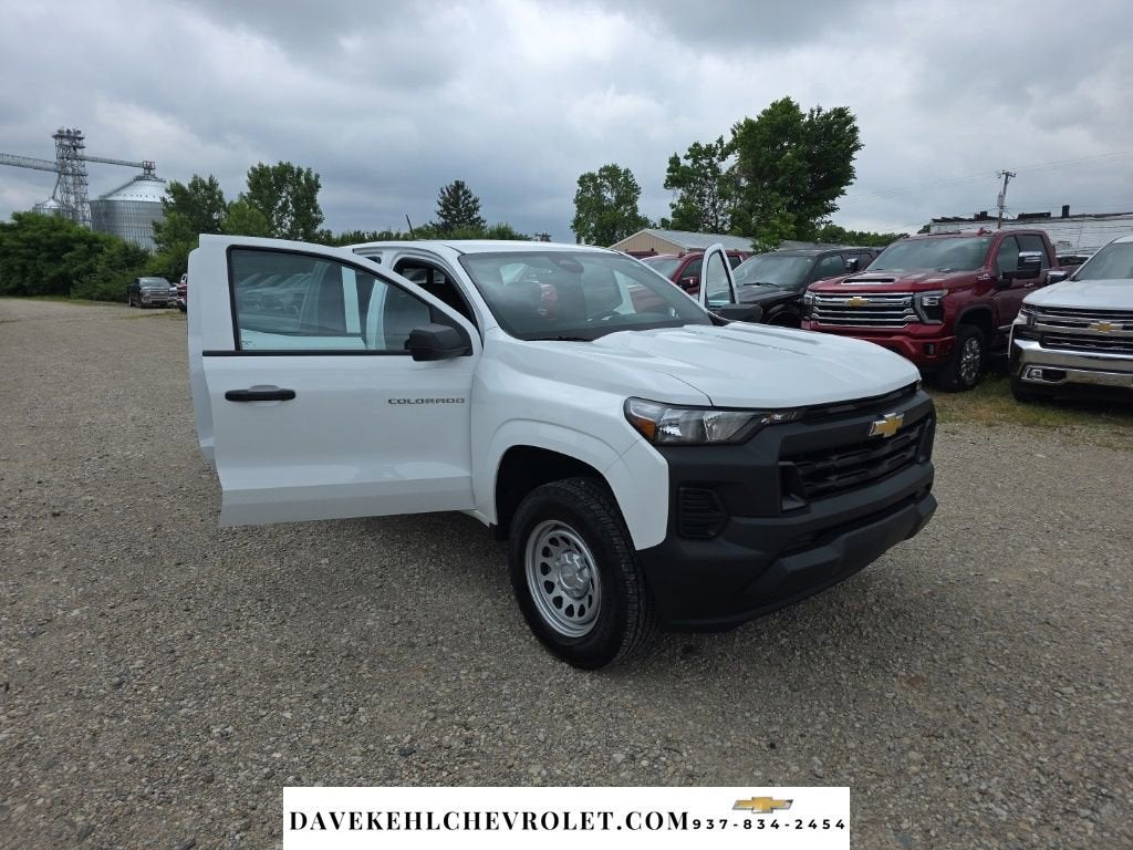 2024 Chevrolet Colorado WT