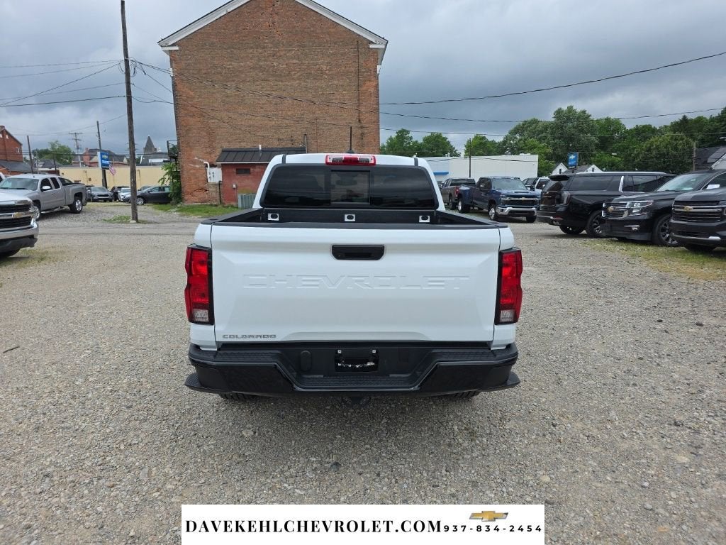 2024 Chevrolet Colorado WT