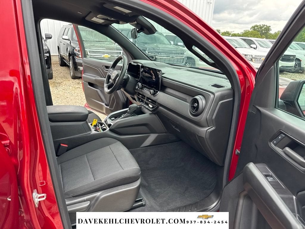 2024 Chevrolet Colorado WT