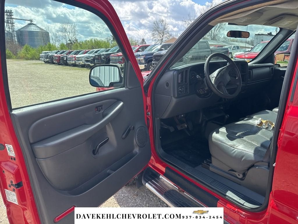 2004 Chevrolet Silverado 2500 HD Work Truck