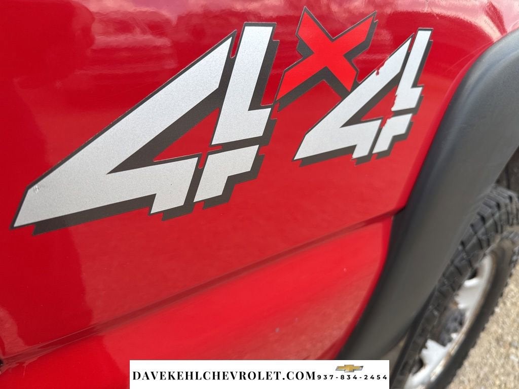 2004 Chevrolet Silverado 2500 HD Work Truck