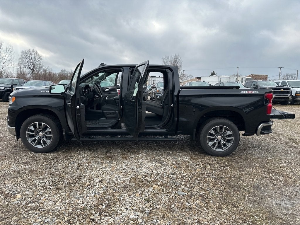 2025 Chevrolet Silverado 1500 LT (2FL)