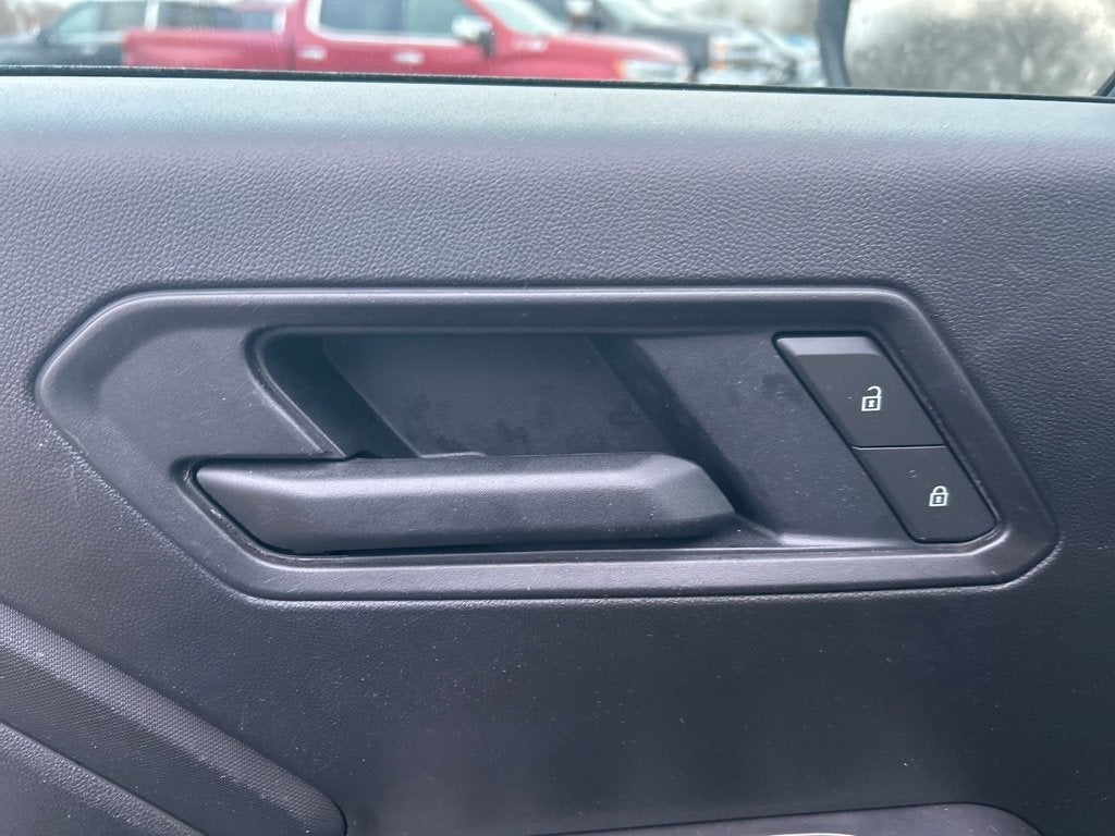 2025 Chevrolet Colorado WT/LT