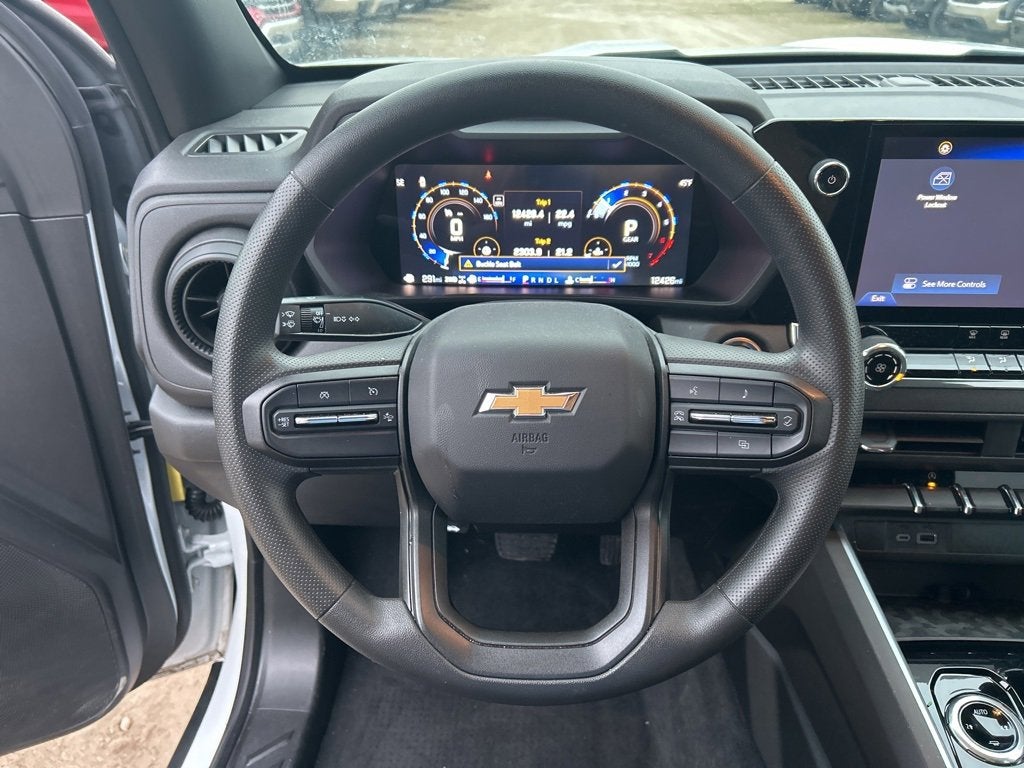 2025 Chevrolet Colorado WT/LT