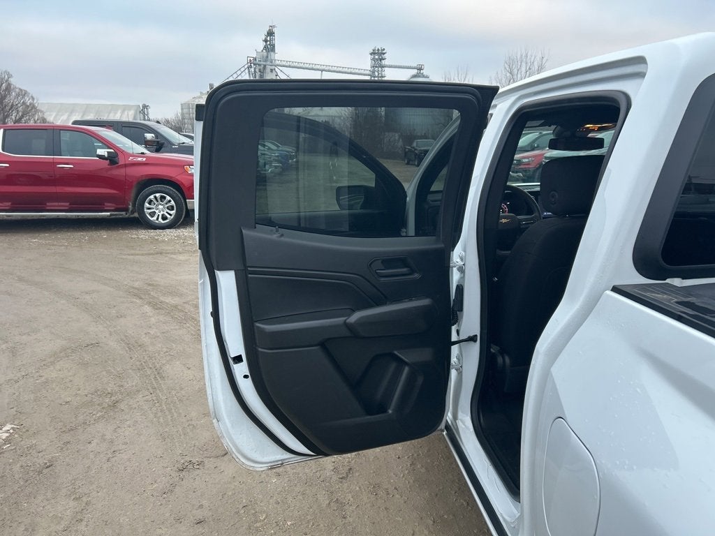 2025 Chevrolet Colorado WT/LT