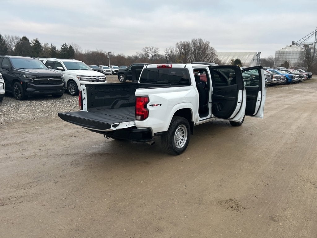 2025 Chevrolet Colorado WT/LT