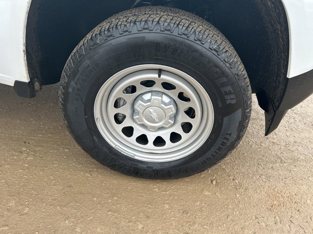 2025 Chevrolet Colorado WT/LT