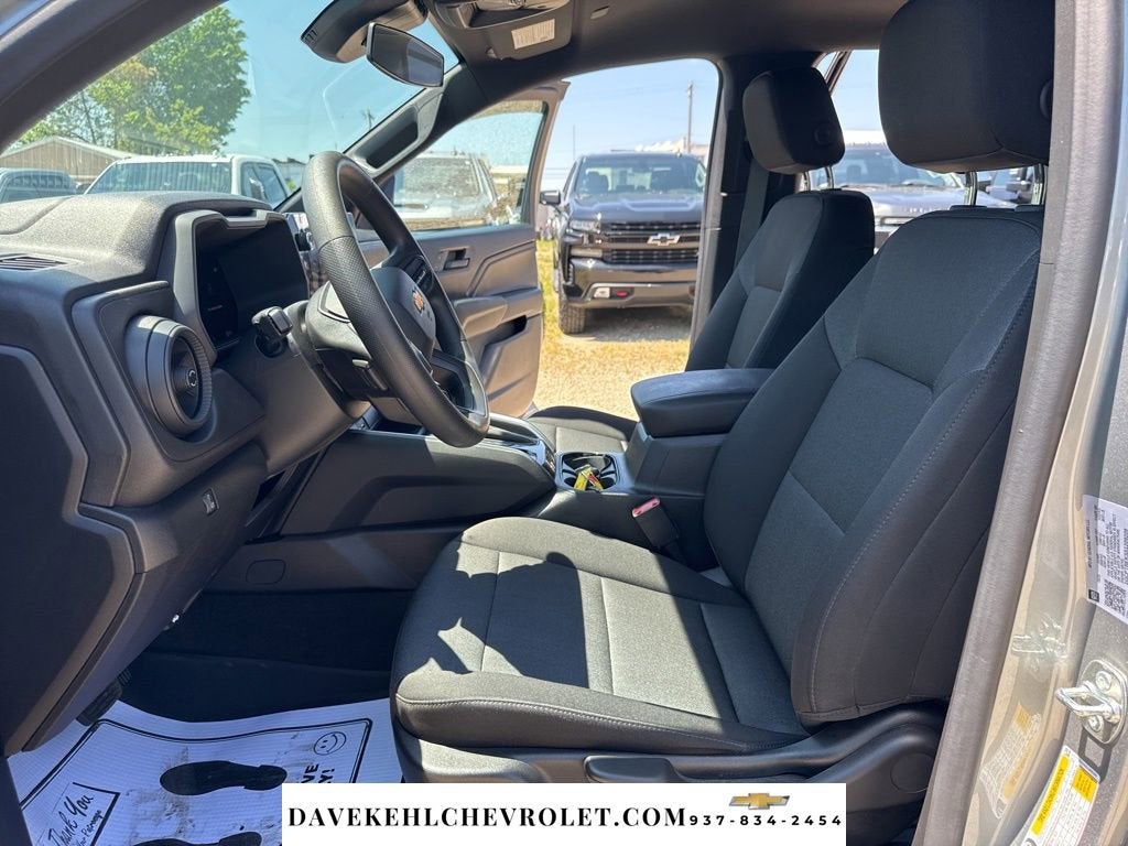 2025 Chevrolet Colorado WT/LT