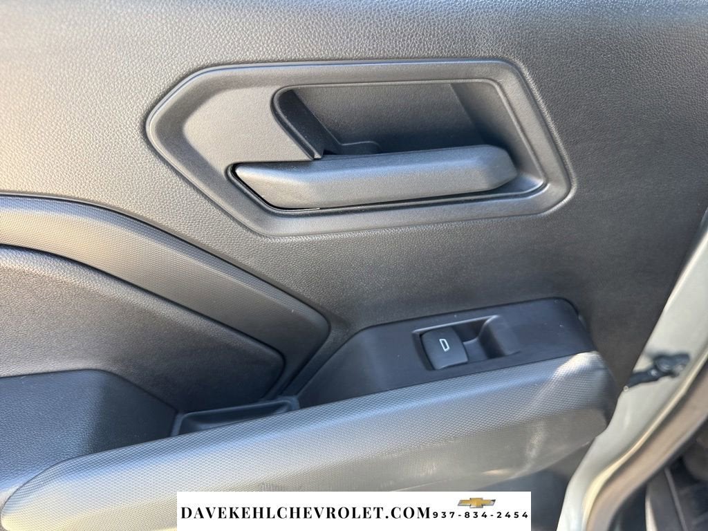 2025 Chevrolet Colorado WT/LT