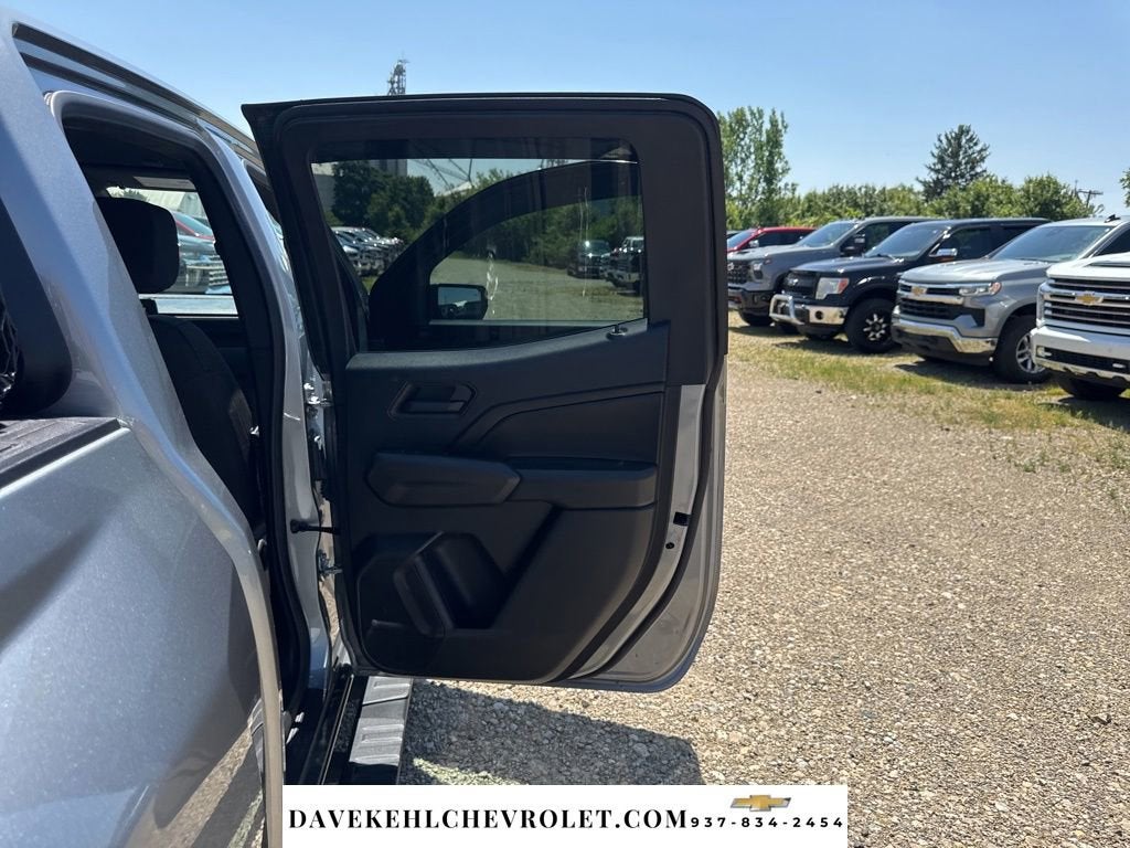 2025 Chevrolet Colorado WT/LT