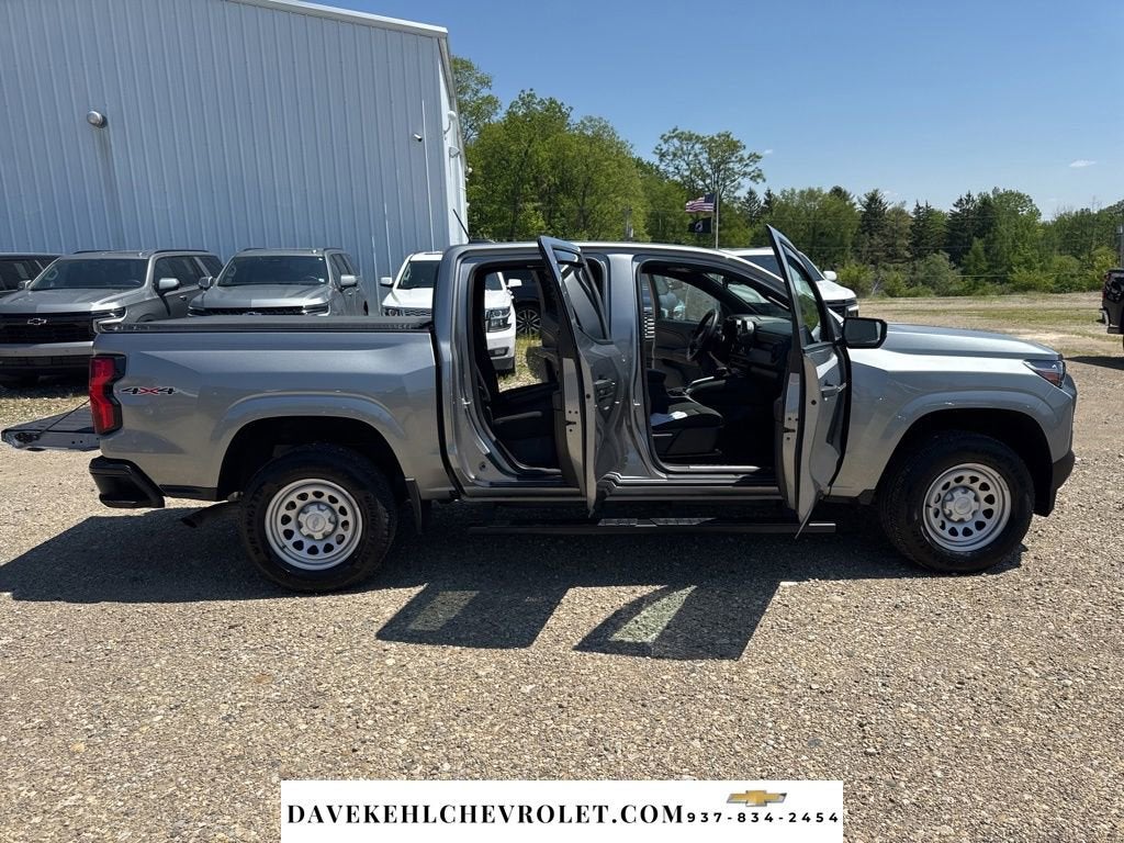 2025 Chevrolet Colorado WT/LT