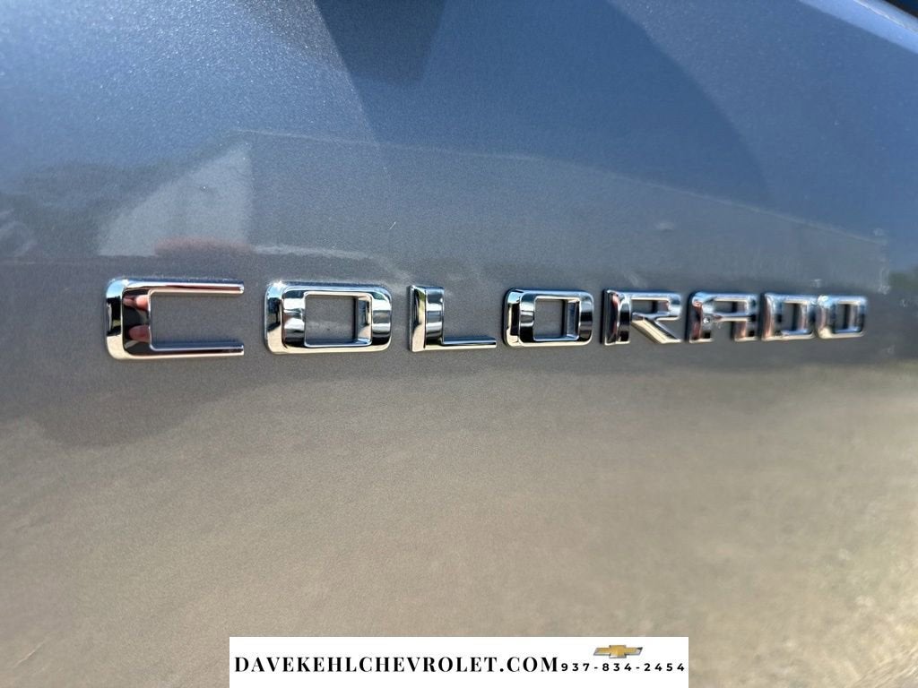 2025 Chevrolet Colorado WT/LT