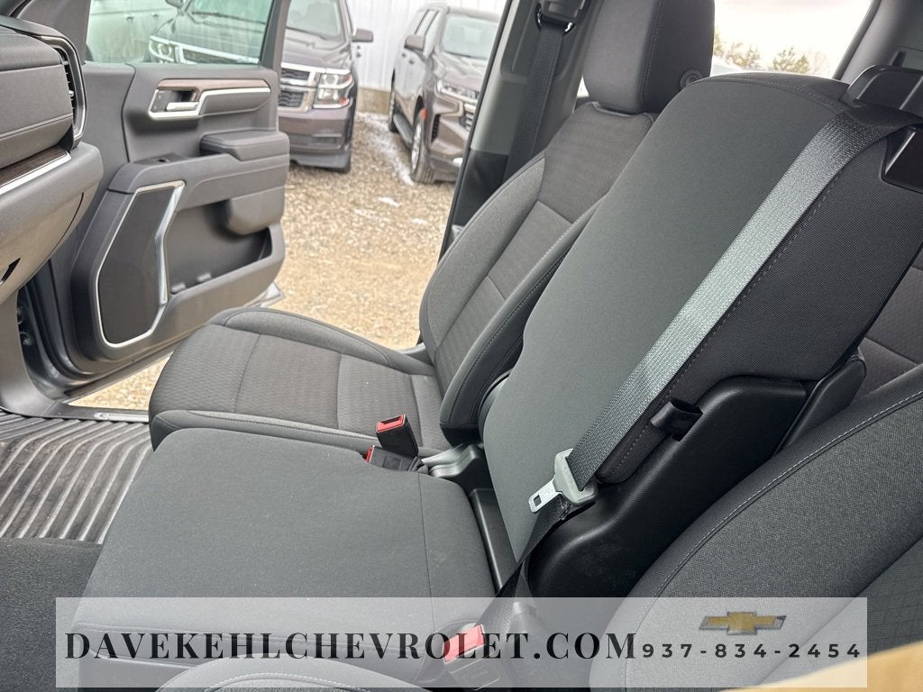 2025 Chevrolet Silverado 1500 LT (2FL)