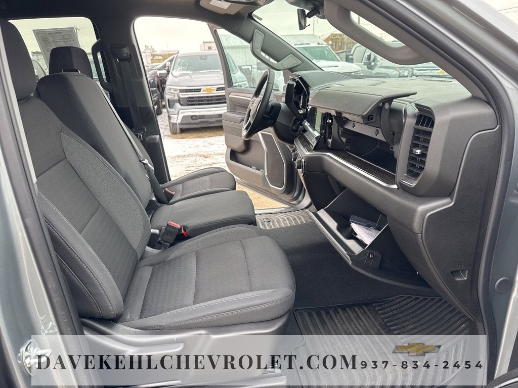 2025 Chevrolet Silverado 1500 LT (2FL)