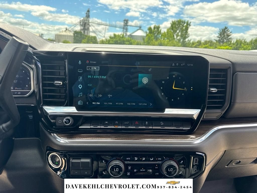 2025 Chevrolet Silverado 1500 LT