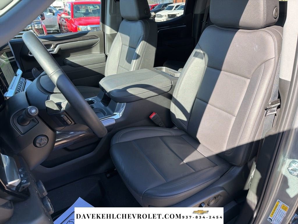 2025 Chevrolet Silverado 1500 LTZ