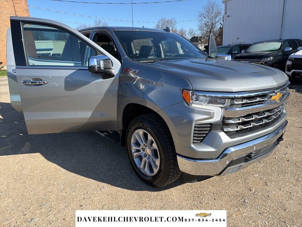 2025 Chevrolet Silverado 1500 LTZ