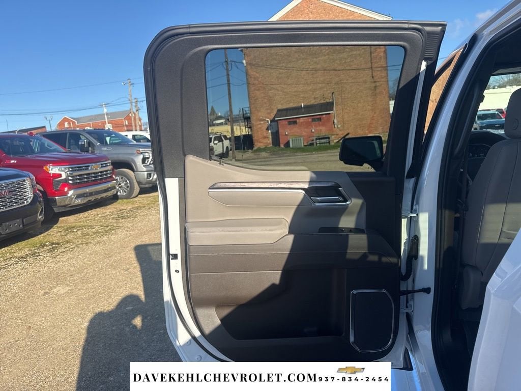 2025 Chevrolet Silverado 1500 LTZ