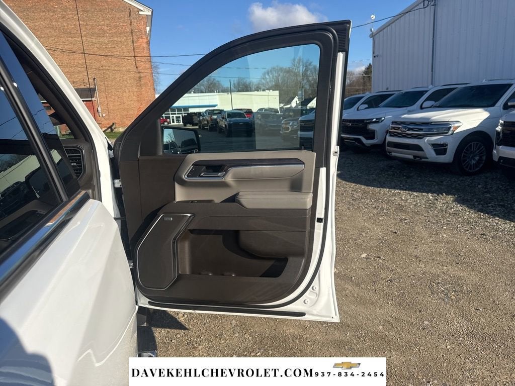 2025 Chevrolet Silverado 1500 LTZ