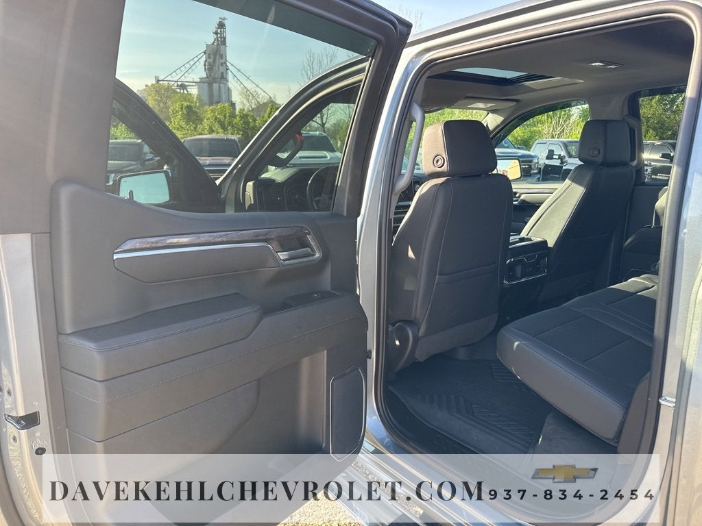 2025 Chevrolet Silverado 1500 LTZ