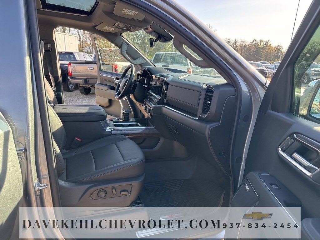 2025 Chevrolet Silverado 1500 LTZ