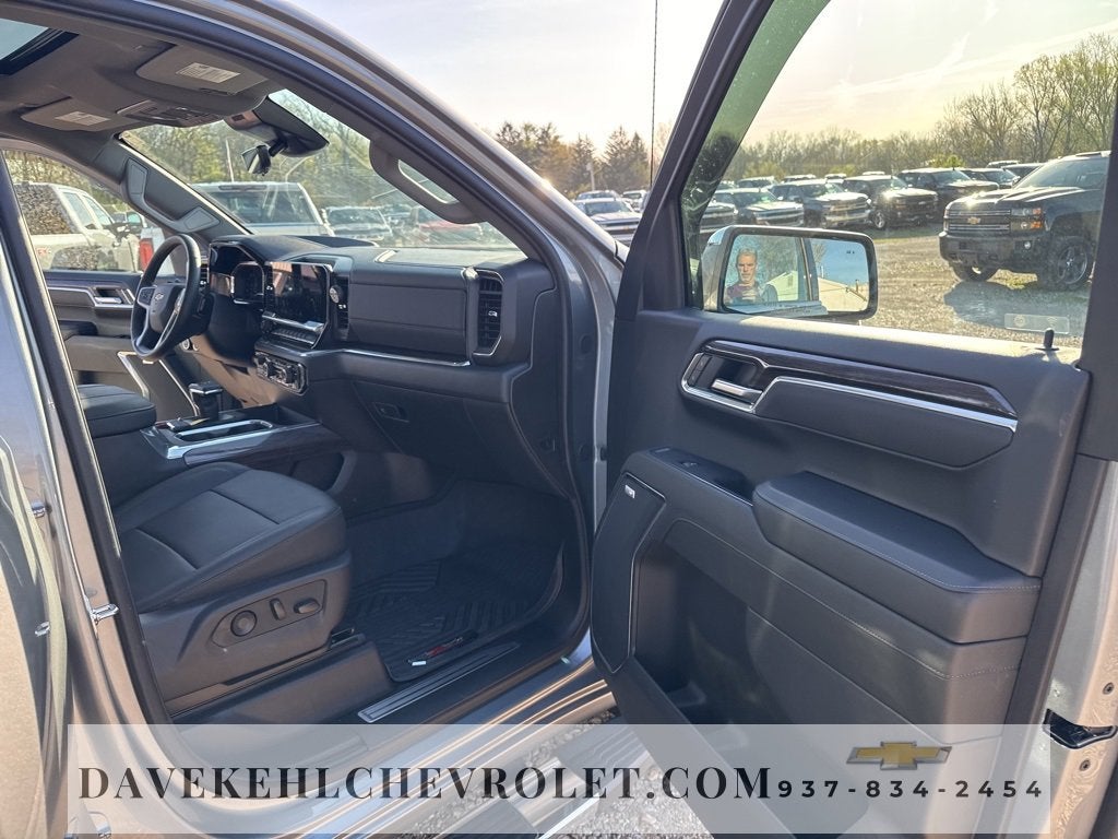 2025 Chevrolet Silverado 1500 LTZ