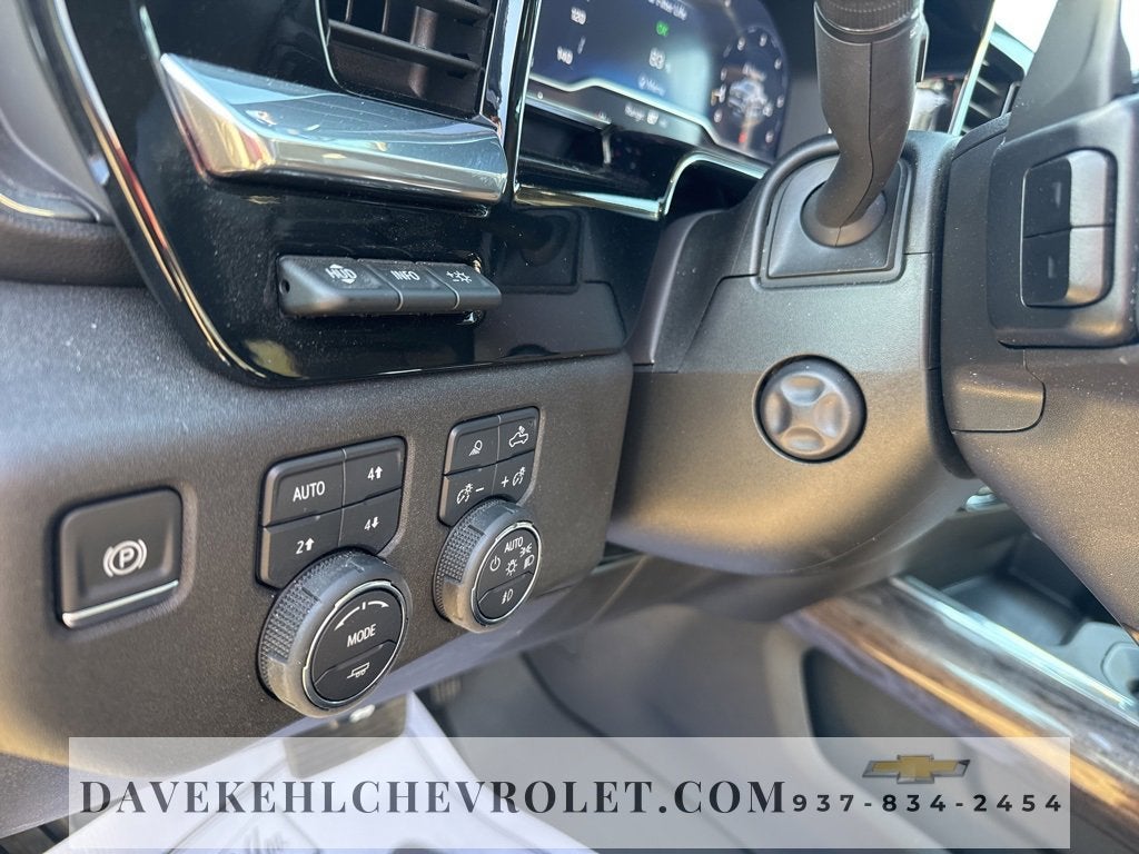 2025 Chevrolet Silverado 1500 LTZ