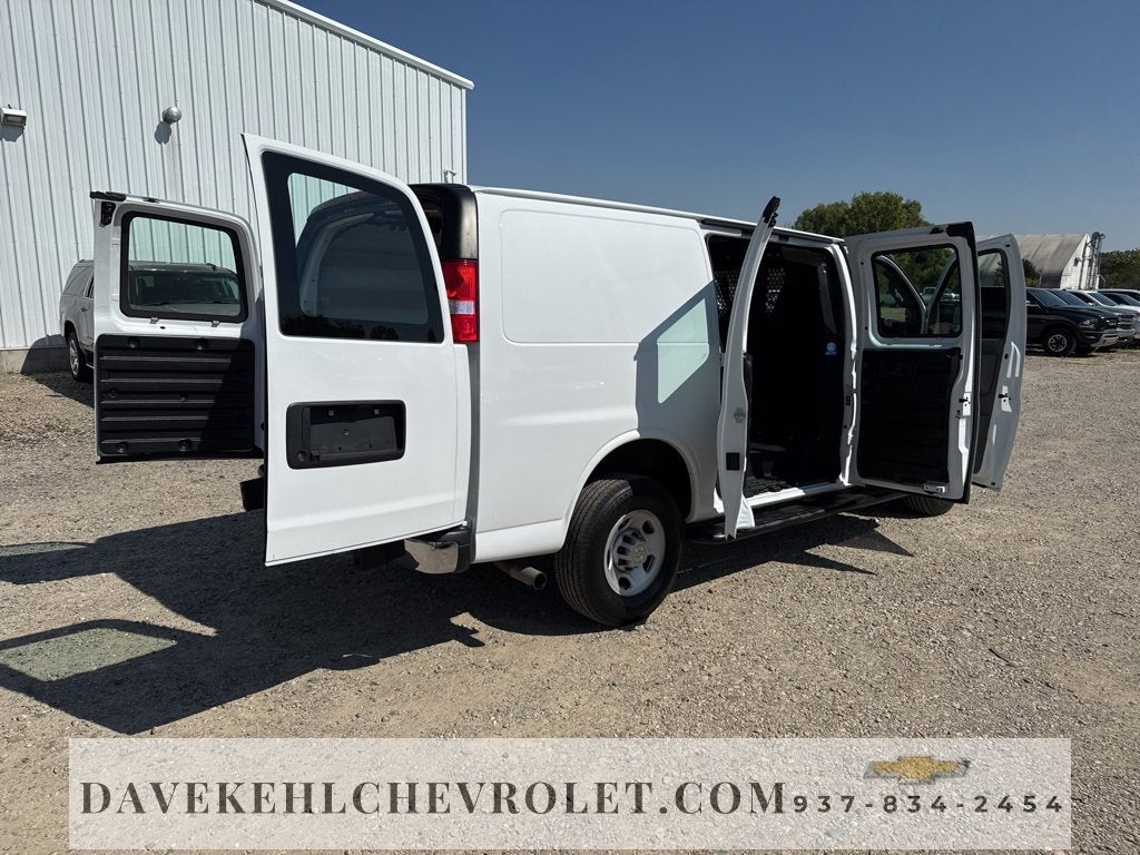 2023 Chevrolet Express Cargo 2500 WT
