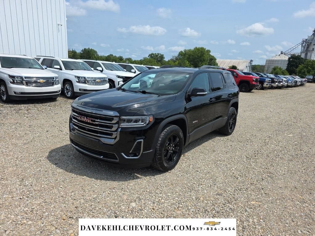 2023 GMC Acadia AT4