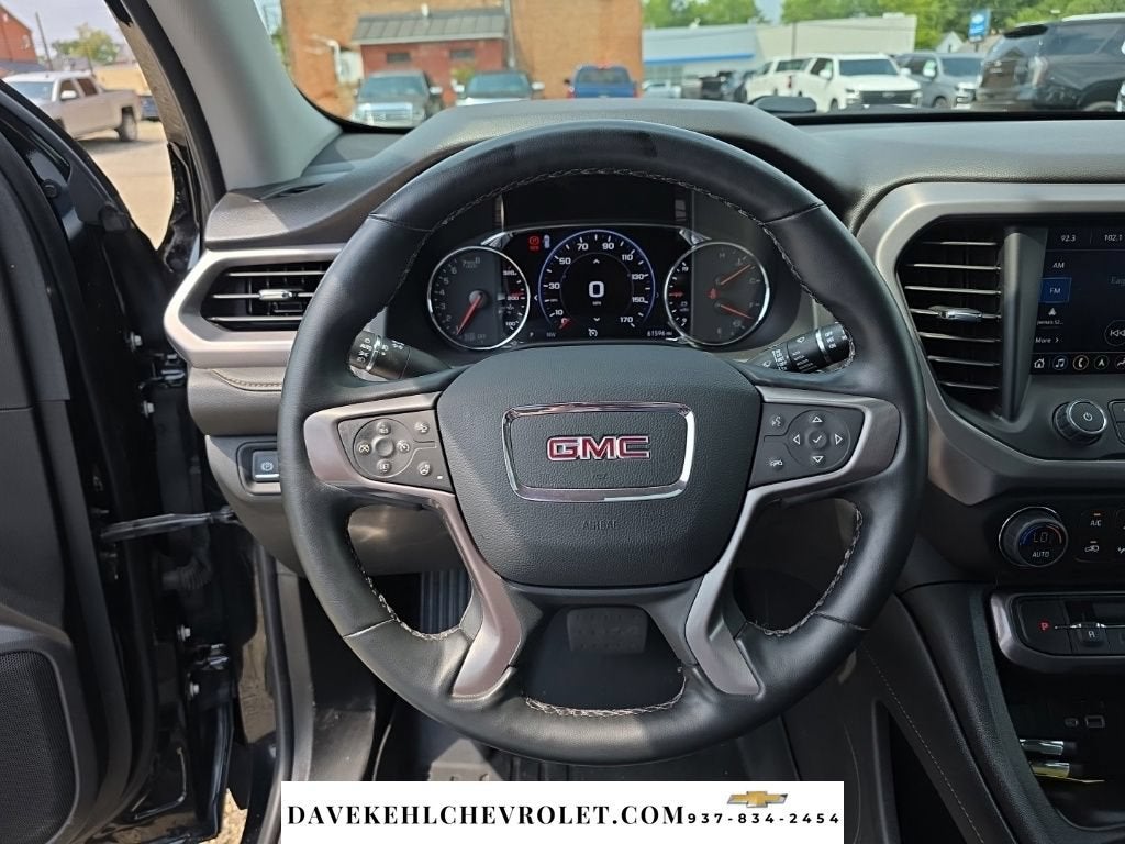 2023 GMC Acadia AT4