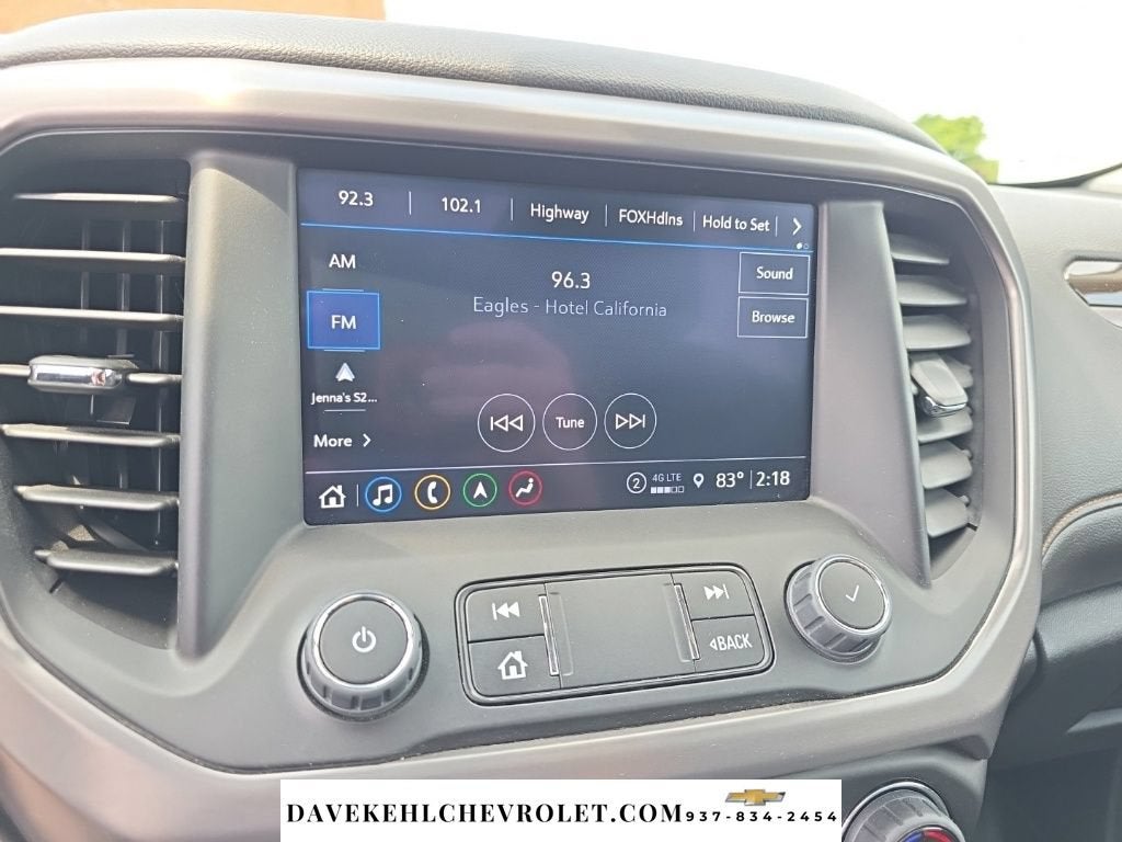 2023 GMC Acadia AT4