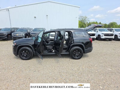 2023 GMC Acadia AT4