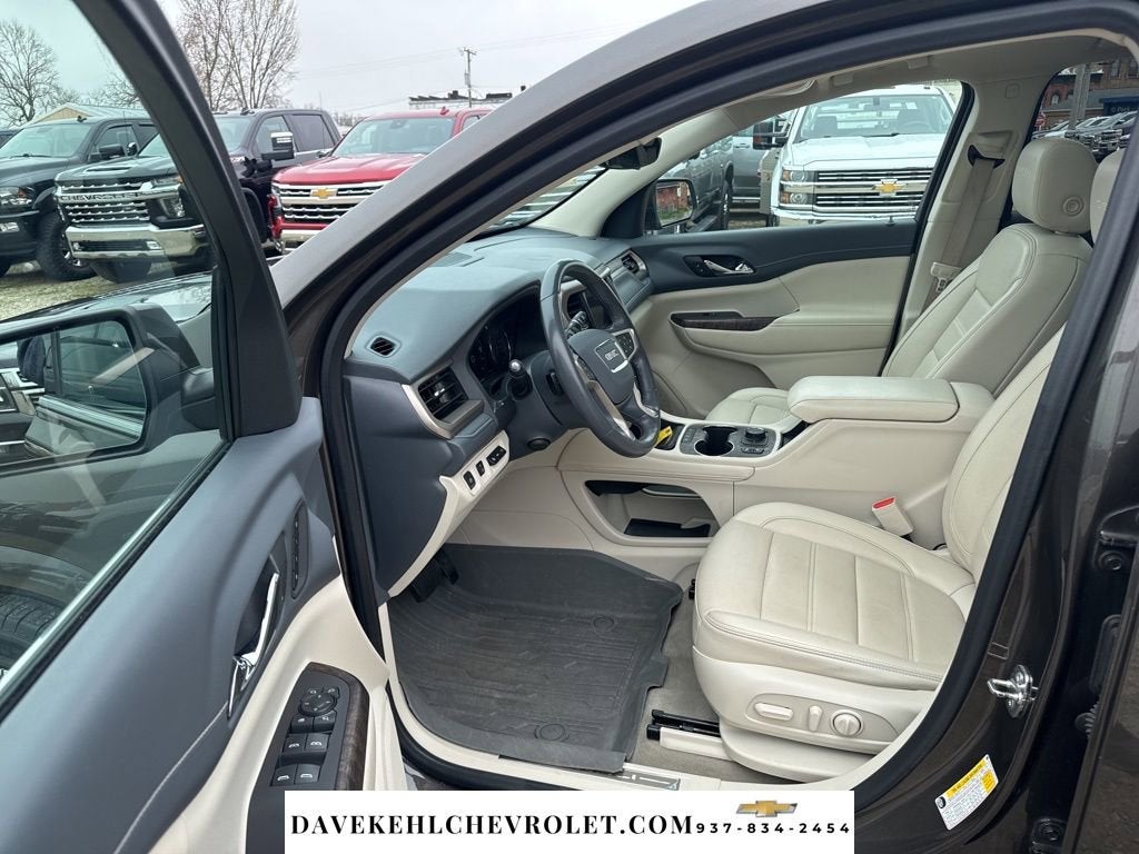 2020 GMC Acadia Denali