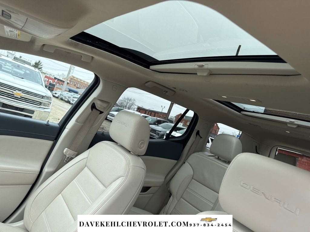 2020 GMC Acadia Denali