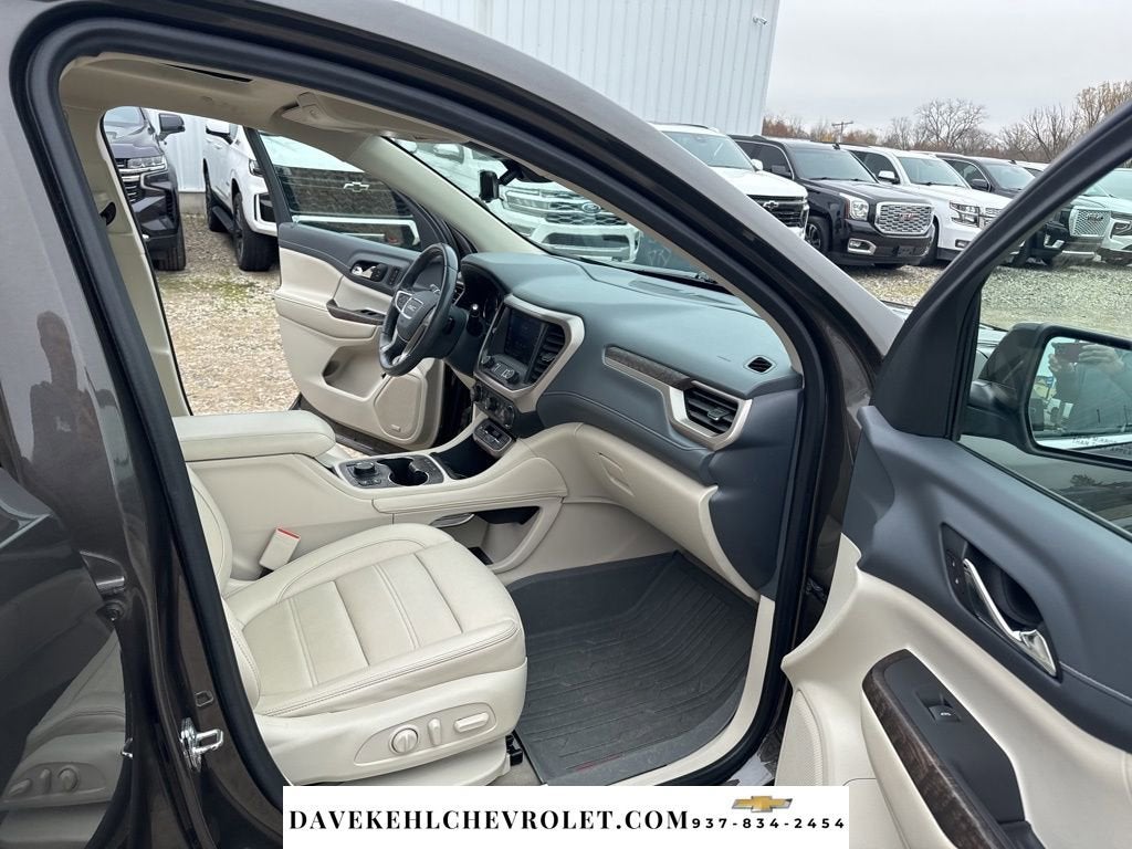 2020 GMC Acadia Denali