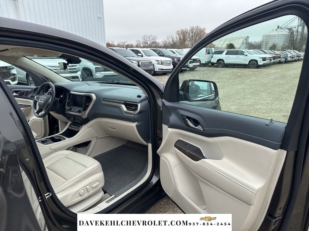 2020 GMC Acadia Denali