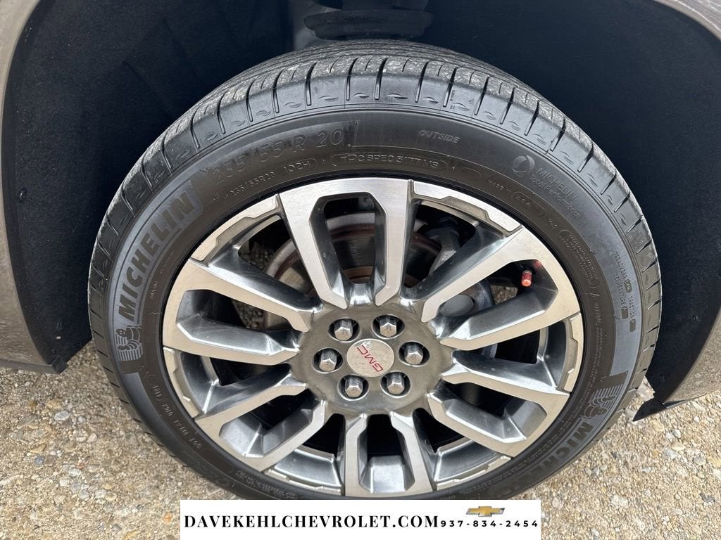 2020 GMC Acadia Denali