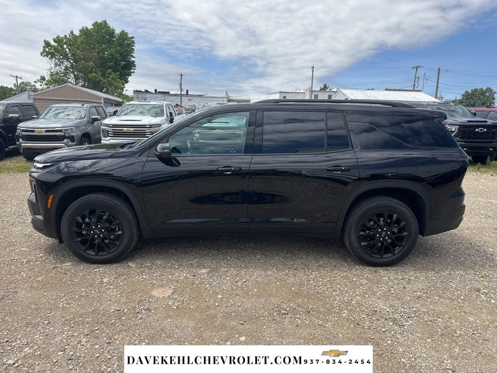 2024 Chevrolet Traverse LT