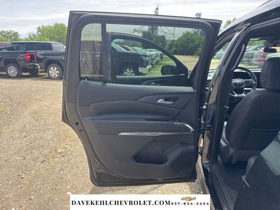 2024 Chevrolet Traverse LT