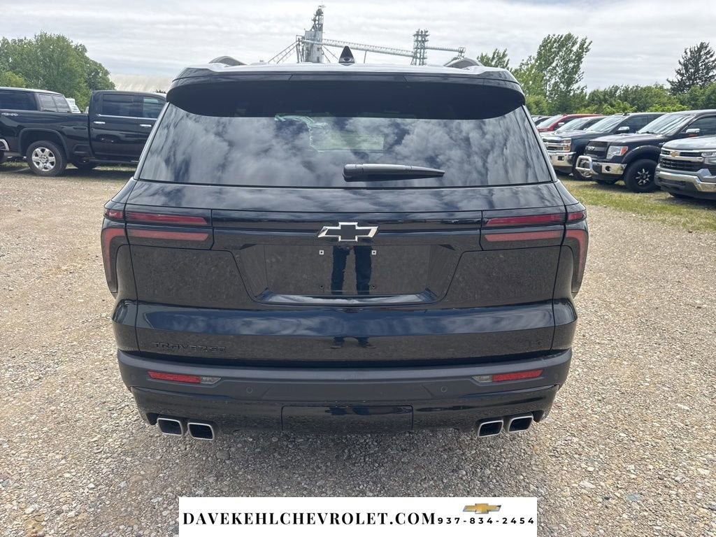 2024 Chevrolet Traverse LT