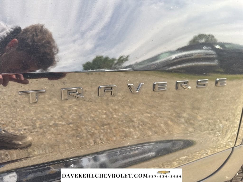 2024 Chevrolet Traverse LT