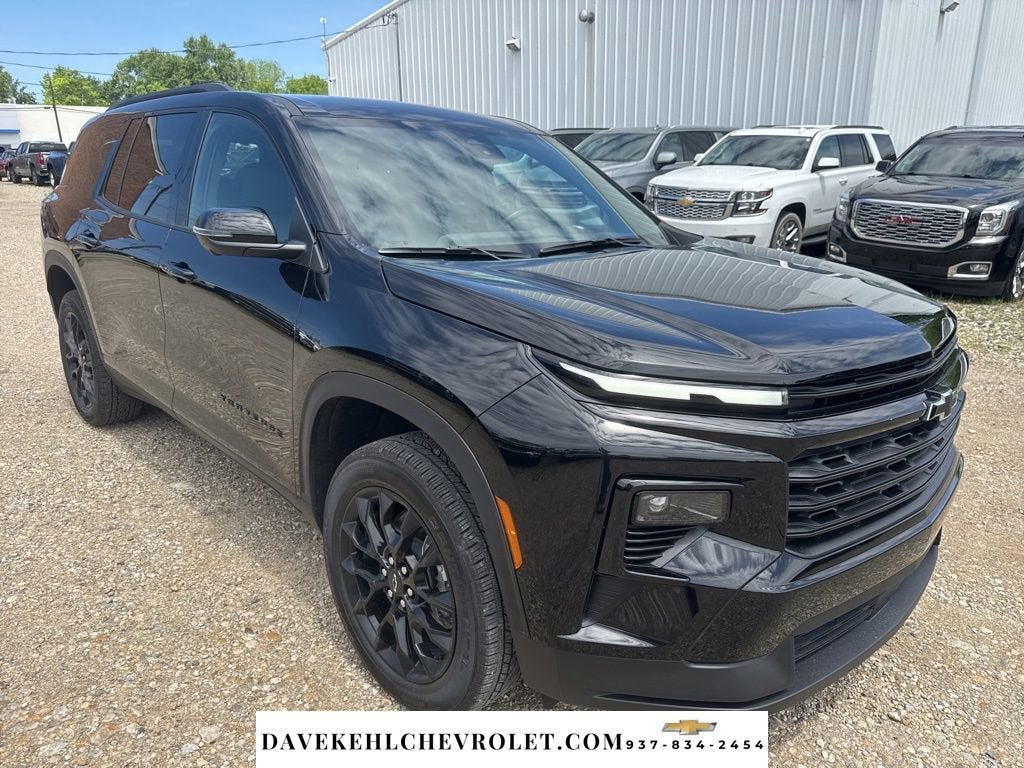 2024 Chevrolet Traverse LT