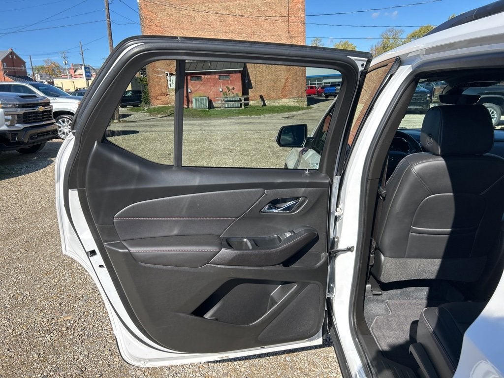 2023 Chevrolet Traverse RS