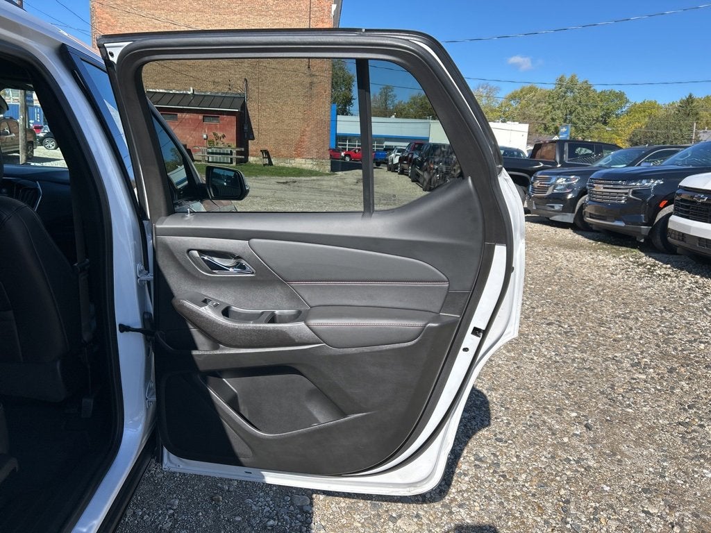 2023 Chevrolet Traverse RS