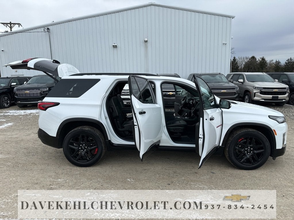 2023 Chevrolet Traverse Premier