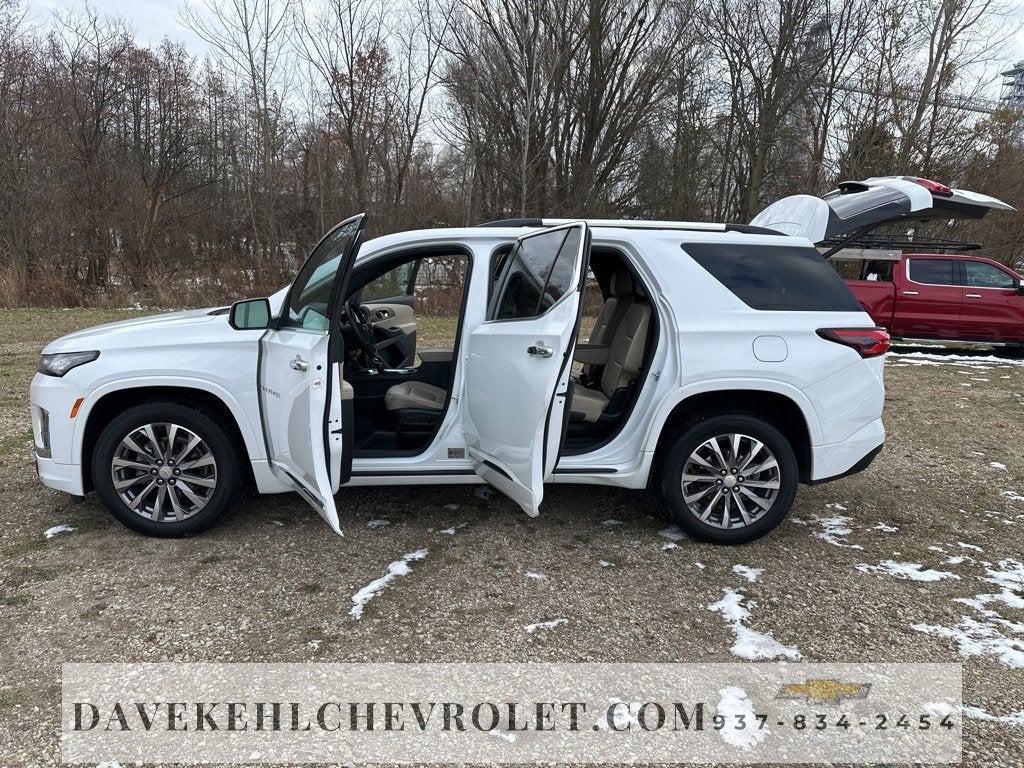 2023 Chevrolet Traverse Premier